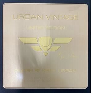 Urban Vintage Limited Edition Player by Keith Urban: 30 Songs in 30 Days